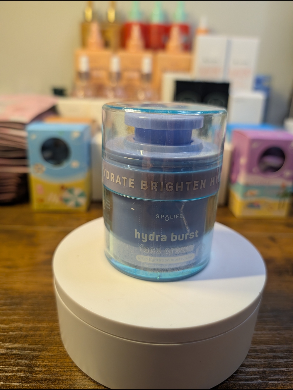 Spalife Hydra Burst Face Cream in Blue